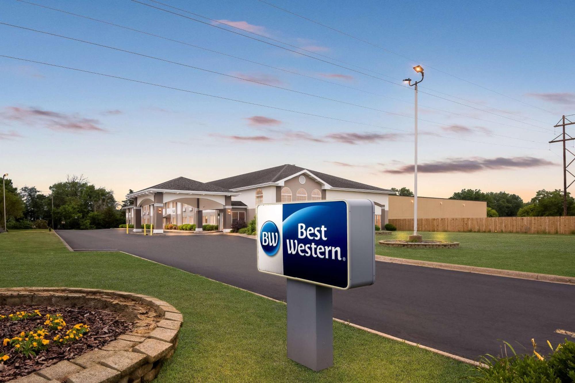Best Western Airport Inn Moline Buitenkant foto